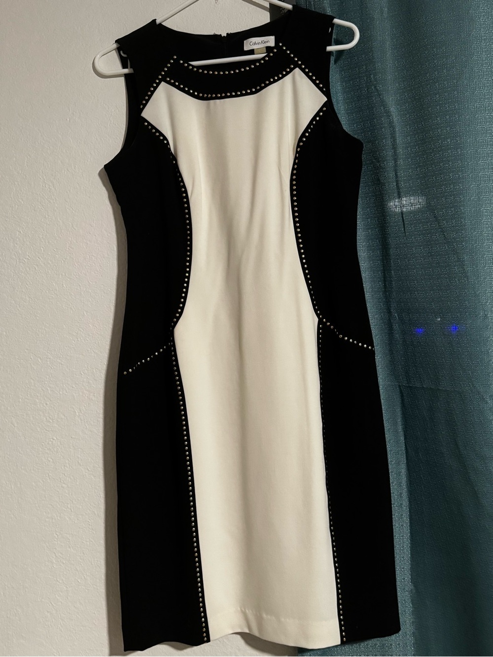 Calvin Klein Black Sleeveless Sheath Dress